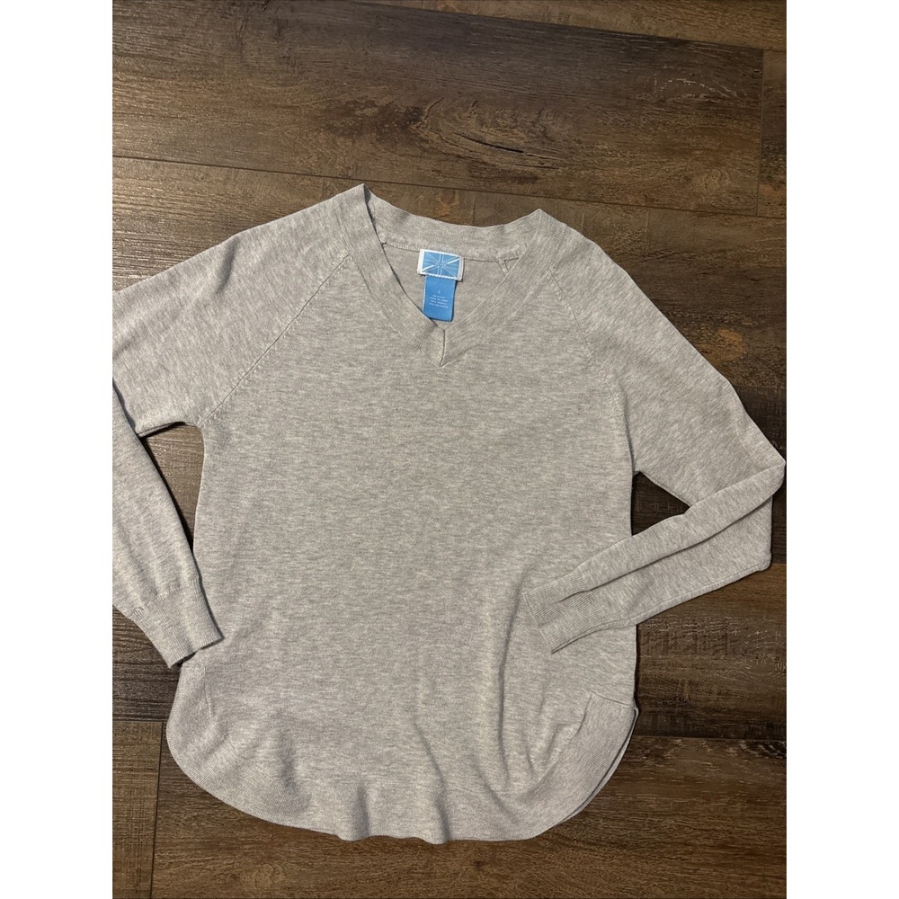 Survival Gray Rounded Hem Lightweight Sweater Pullover Knit Top EUC Gray